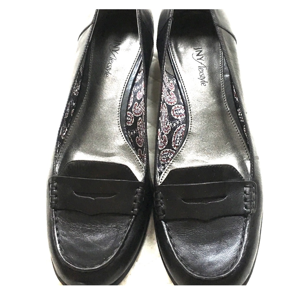 Jones New York black loafers. 7.5
